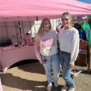 Meet your Posher, Ashley